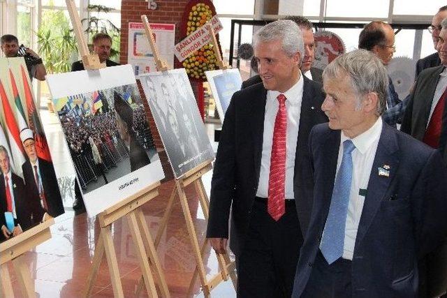 Anadolu Üniversitesi’nden Kırım Tatarları Lideri Kırımoğlu’na ‘fahri Doktora’ Unvanı