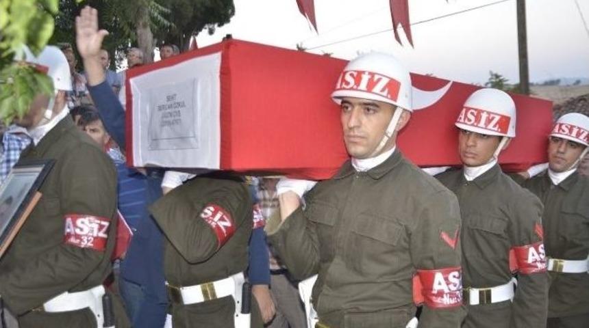 Şehit Jandarma Uzman &Ccedil;avuş Sercan &Ouml;zkul, Son Yolculuğa Uğurlandı