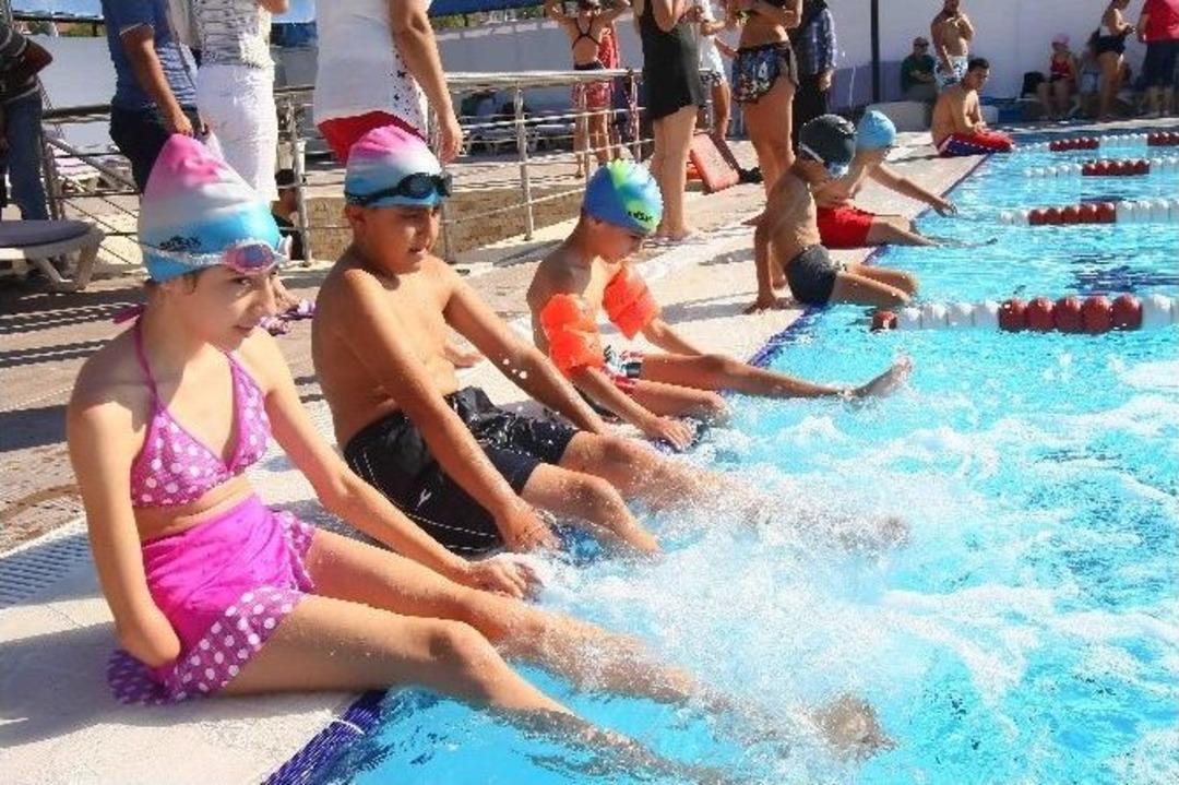 Engelleri Y&uuml;zerek Aşıyorlar