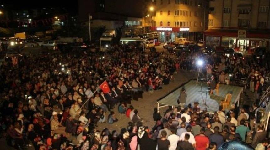 Demokrasi N&ouml;betine Halk Ozanları Destek Verdi