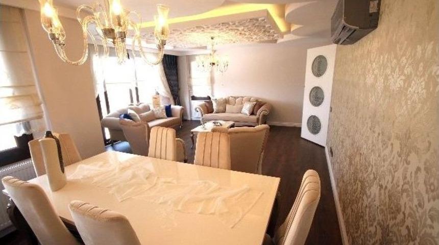 Osmaniye Sarayları Kapılarını A&ccedil;tı