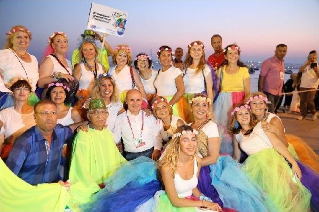 B&uuml;y&uuml;k&ccedil;ekmece Demokrasi Festivaline Sahip &Ccedil;ıktı