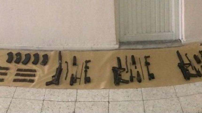 Kalaşnikofla Yakalanan Zanlıda Suikast Ş&uuml;phesi