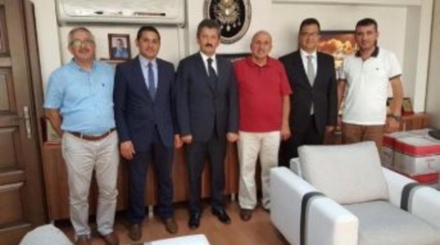 Ak Parti&rsquo;den Kızılay&rsquo;a Teşekk&uuml;r Ziyareti