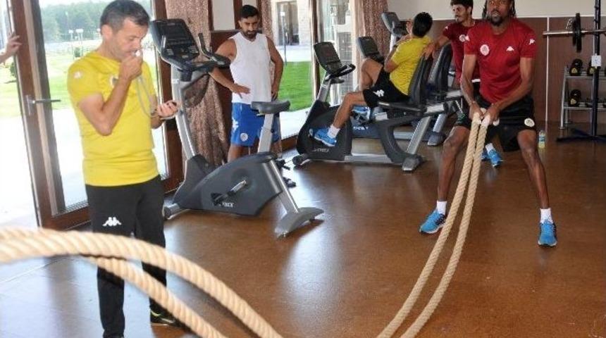 Alanyaspor, Salonda &Ccedil;alıştı