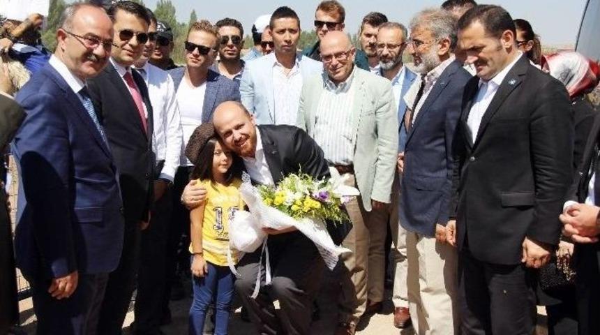 D&uuml;nya Etno Spor Konfederasyonu Başkanı Bilal Erdoğan: