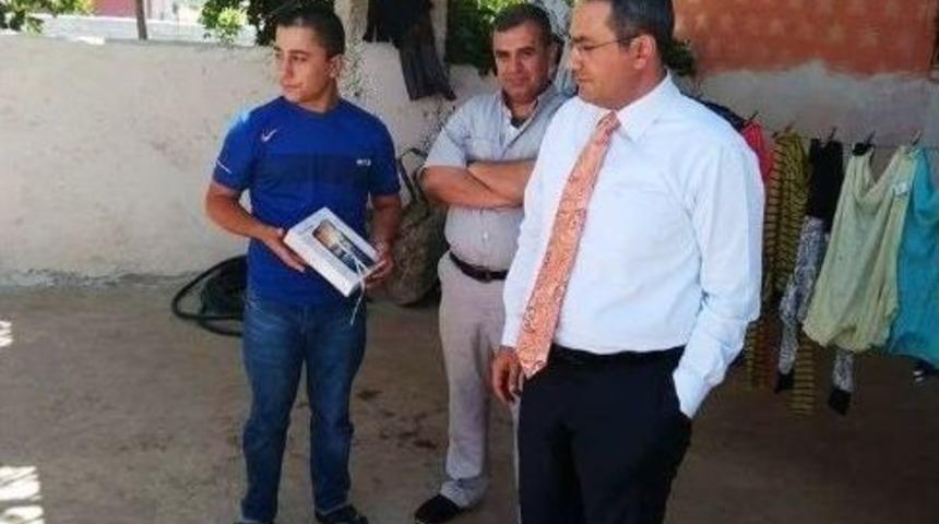 Kocak&ouml;y&rsquo;de Yetim Ve &Ouml;ks&uuml;z &Ccedil;ocuklar Sevindirildi