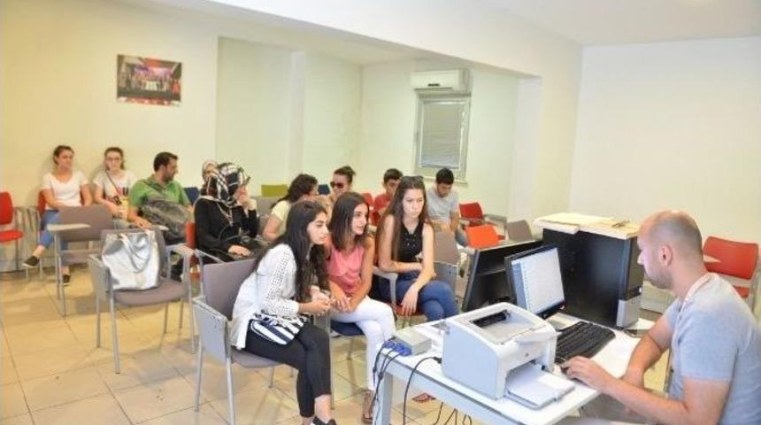 Beyoğlu&rsquo;nda Lys Tercihleri İ&ccedil;in Destek Merkezi Kuruldu