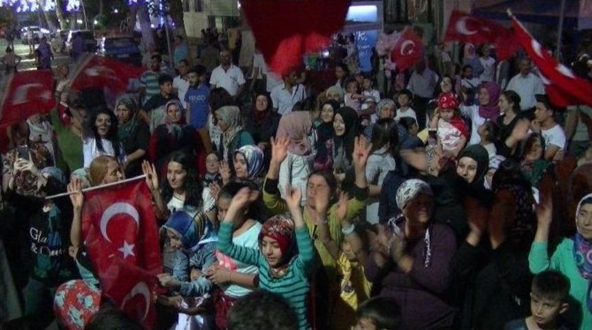 G&ouml;lbaşı İl&ccedil;esinde Demokrasi N&ouml;beti T&uuml;m Hızıyla Devam Ediyor