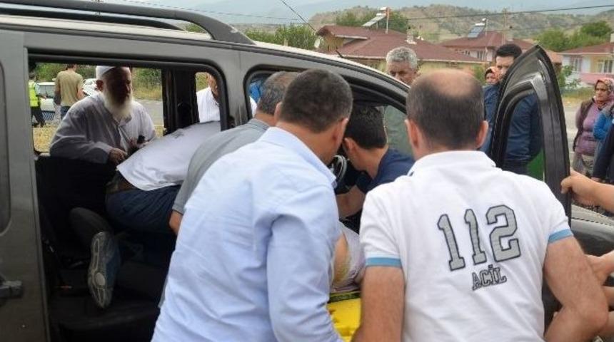 Trafik Kazasında Ağır Yaralanan Muhtar Hayatını Kaybetti