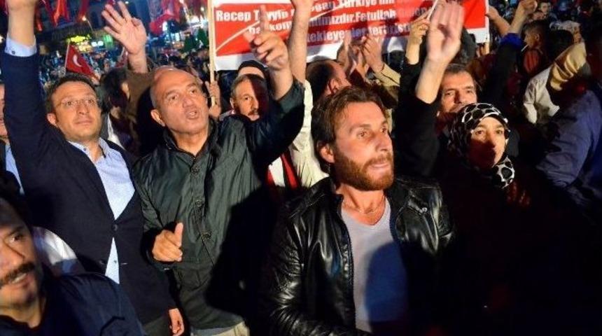 Ilıcalı, Vatandaşa Mikrofon Uzattı