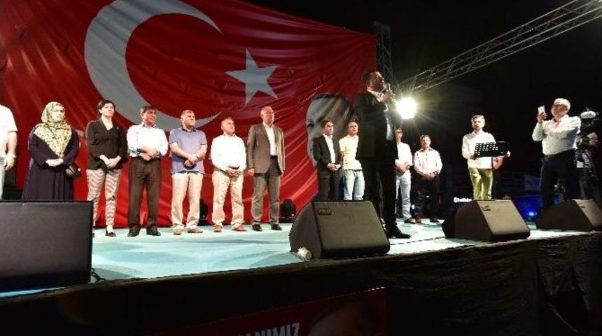 Ak Parti Ve Chp&rsquo;liler Milli İrade N&ouml;betinde Bir Araya Geldi