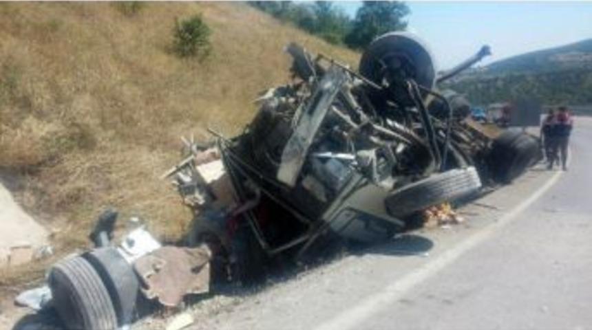 Kargı&rsquo;da Trafik Kazası: 1 &Ouml;l&uuml;, 1 Yaralı