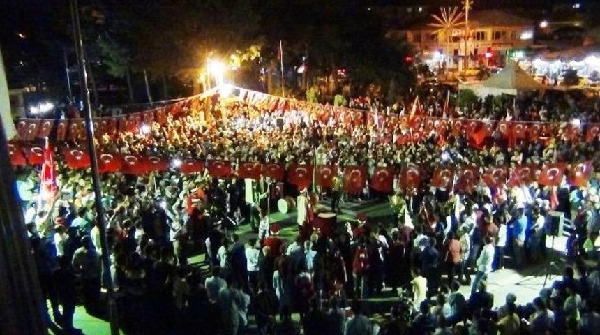 Mehteran Ercişlileri Coşturdu