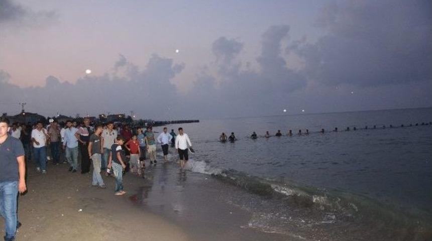 12 Yaşındaki Kız &Ccedil;ocuğu Denizde Kayboldu