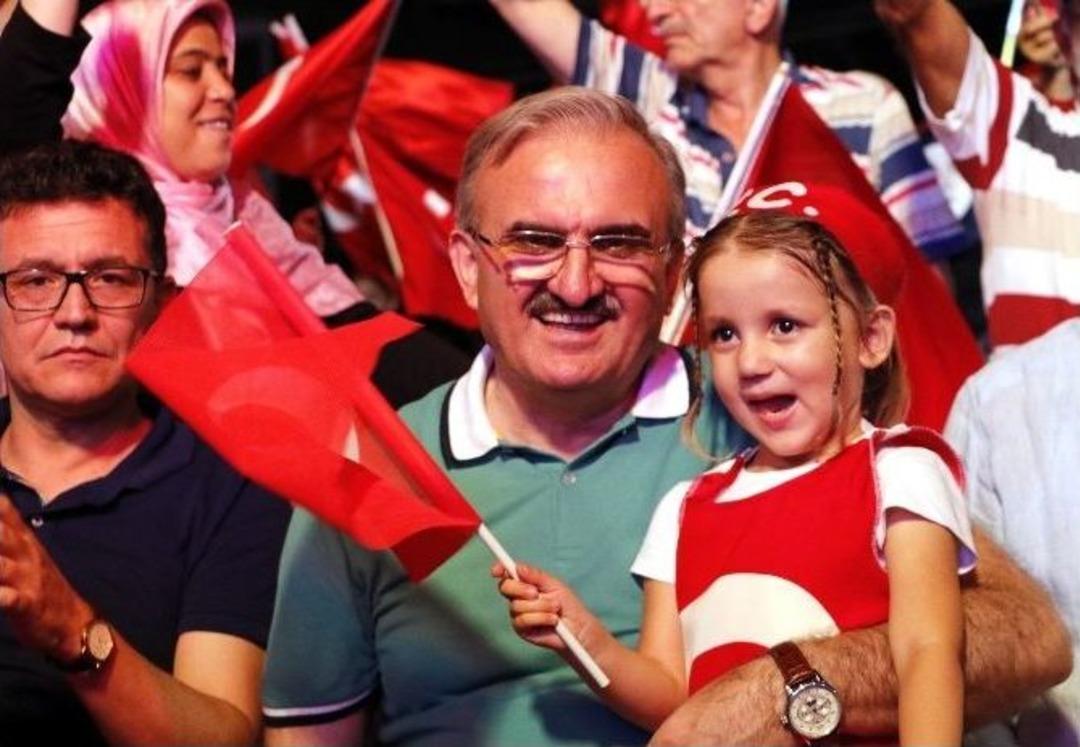 Antalya Valisi: &ldquo;20 Akademisyeni Fet&ouml;&rsquo;c&uuml; Diye Yanlışlıkla G&ouml;zaltına Aldık, &Ouml;z&uuml;r Dileriz&rdquo;