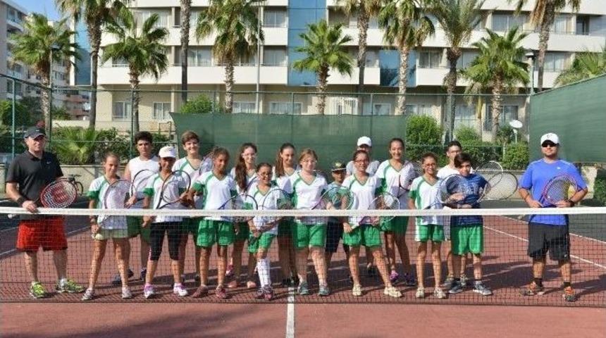 Konyaaltı&rsquo;nda Yaz Spor Okulu&rsquo;na B&uuml;y&uuml;k İlgi