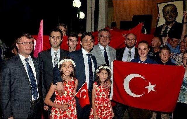 Karadağ’dan Fetö’nün Darbe Girişimine Karşı Türkiye’ye Destek