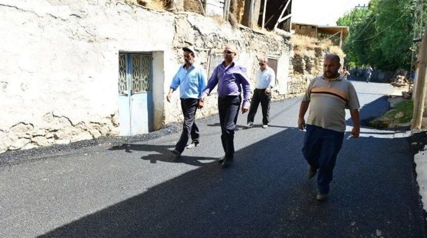 &Ccedil;ayırtepe&rsquo;liler İlk Kez G&ouml;rd&uuml;kleri Asfaltı Değerlendirdiler;