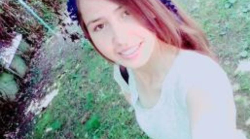 &Uuml;niversiteli Nazan Trakt&ouml;r&uuml;n Altında Can Verdi