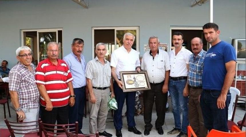 Veziroğlu&rsquo;nun Hayır Yemeğine B&uuml;y&uuml;k İlgi