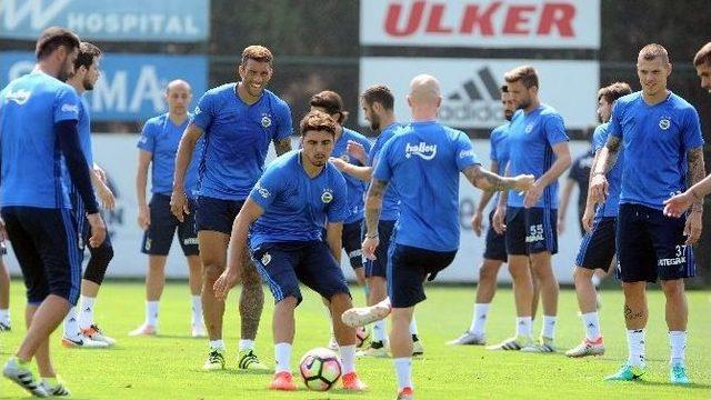 Fenerbahçe, Monaco Maçı Hazırlıklarını Sürdürüyor