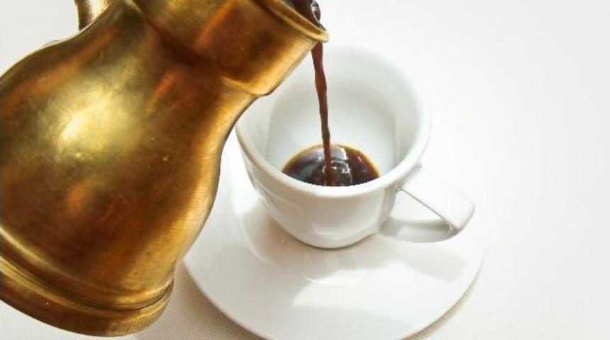 Kanserle Savaşmak İ&ccedil;in T&uuml;rk Kahvesi İ&ccedil;in