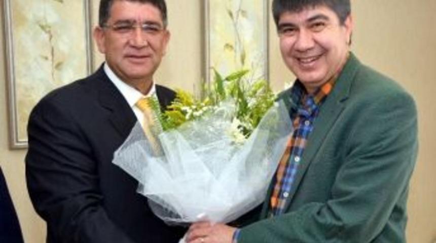 Aesob Başkanı Dere’den Türel’e “devir” Teşekkürü