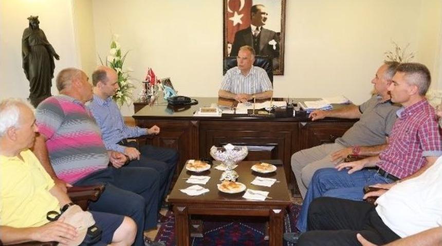 Makedonya B&uuml;y&uuml;kel&ccedil;isinden Darbe Eleştirisi