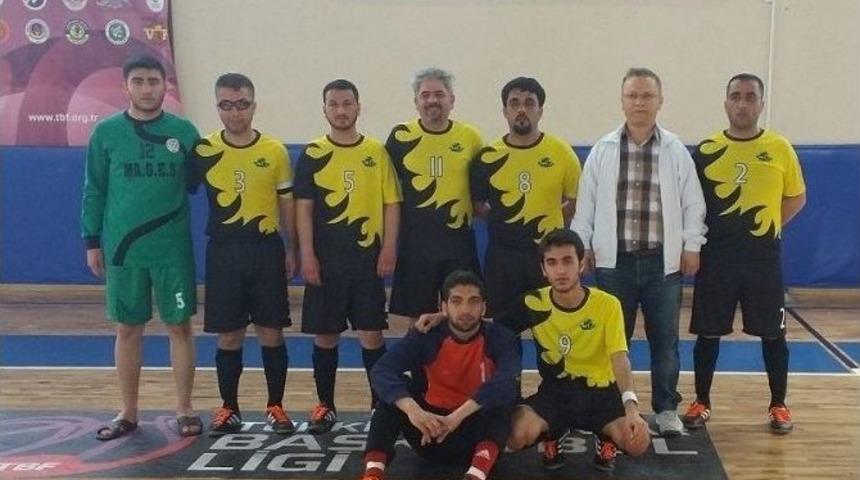 Malatya Yeşilyurt G&ouml;rme Engelliler Futsal B2 Ve B3 Takımı 1.lige Y&uuml;kseldi