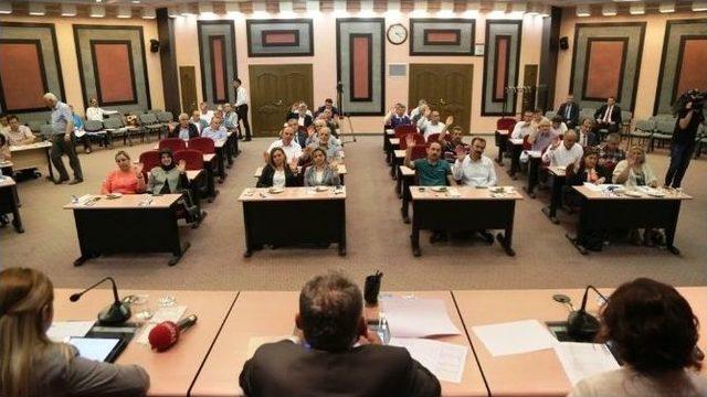 Melikgazi Belediyesi Meclis Toplantısında Darbe Girişimini Kınadı