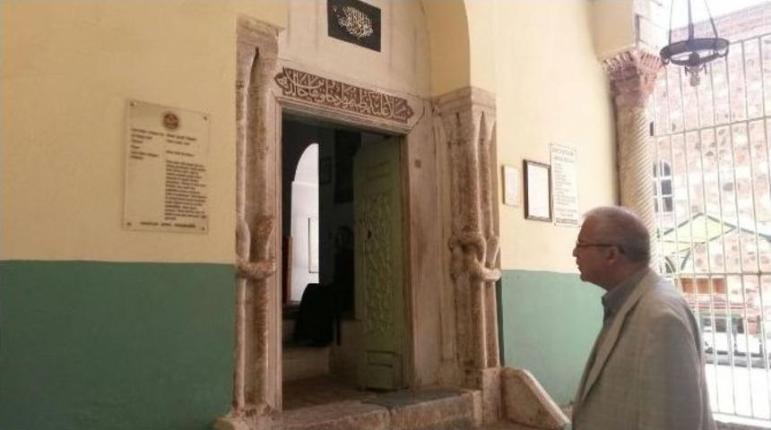 Vali G&uuml;ven&ccedil;er İshak &Ccedil;elebi Mahallesini Ziyaret Etti