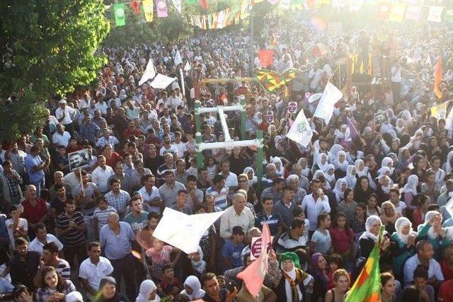 Hdp Eş Genel Başkanı Yüksekdağ: “bu Halk Hiçbir Darbeye Geçit Vermeyecek”