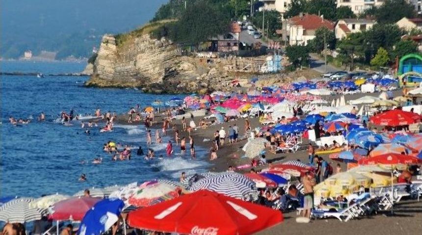 Ak&ccedil;akoca Yaz Sezonunda &Ccedil;ıkışını S&uuml;rd&uuml;r&uuml;yor