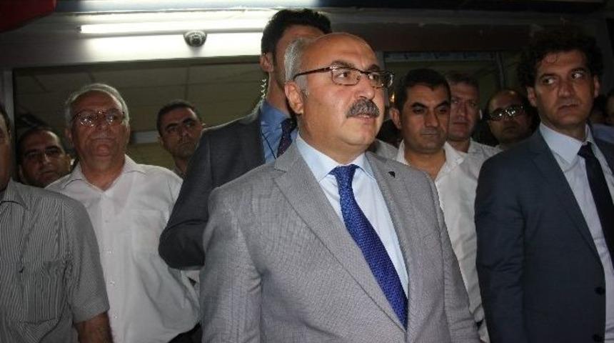 Bombalı Aracı T&uuml;rk Bayrağıyla Kamufle Etmişler
