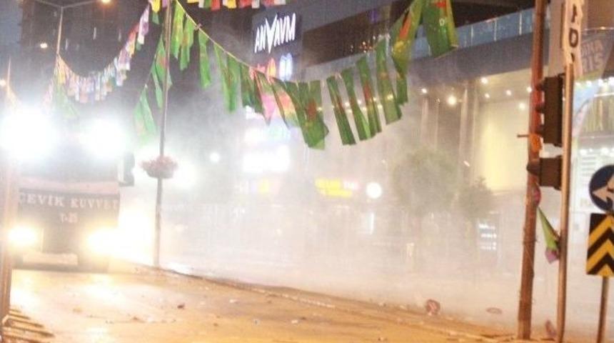 Van&rsquo;da Hdp&rsquo;den &lsquo;darbeye Hayır Demokrasi Hemen Şimdi&rsquo; Mitingi