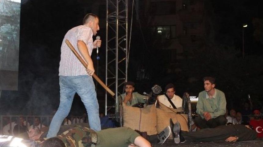 15 Temmuz Gecesini Yaşattılar