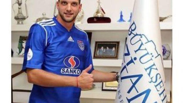 Gaziantep Büyükşehir Belediyespor, Nemanja Kojic İle Sözleşme Yeniledi