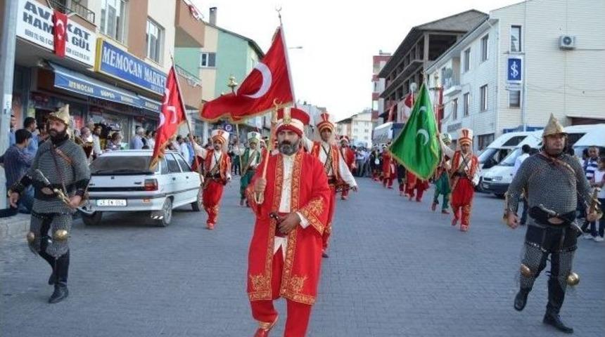 Demokrasi N&ouml;betinde Mehteran Takımı Coşkusu