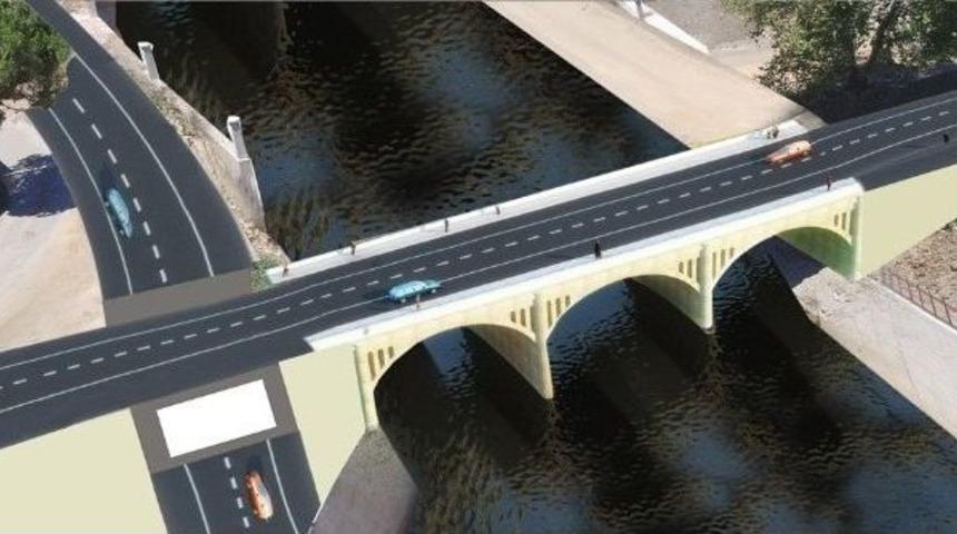 Avcılar K&ouml;pr&uuml;s&uuml; Hem Yaya Hem Ara&ccedil; Trafiğine A&ccedil;ılacak