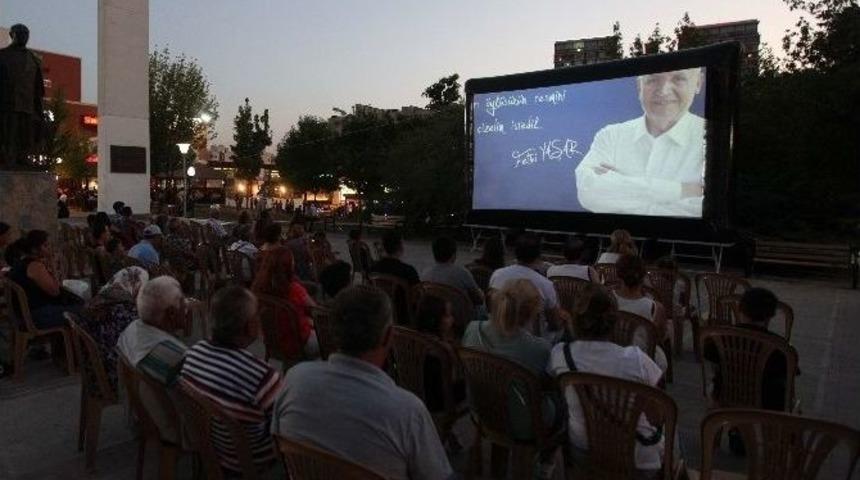 Yenimahalle&rsquo;de Yıldızların Altında Sinema Keyfi