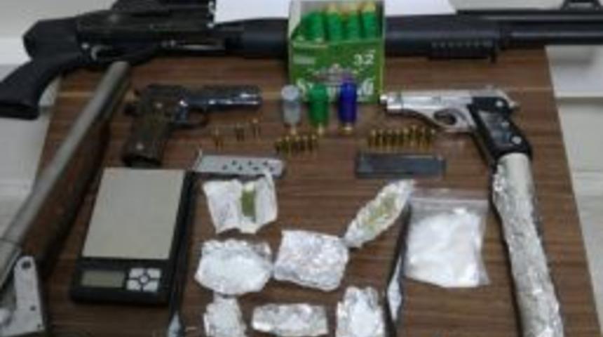 Kayseri&rsquo;de Uyuşturucu Operasyonu: 4 G&ouml;zaltı