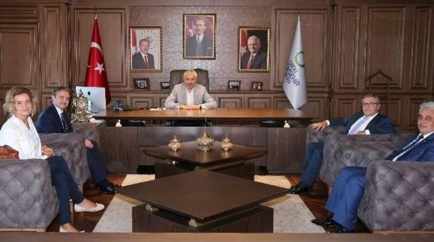 &Ccedil;alık Holding&rsquo;den Vali Ve Başkana Nezaket Ziyareti