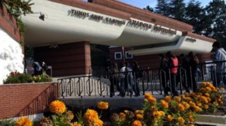 Hasan Polatkan Havalimanı&rsquo;nda İlk Hac U&ccedil;uşu Heyecanı