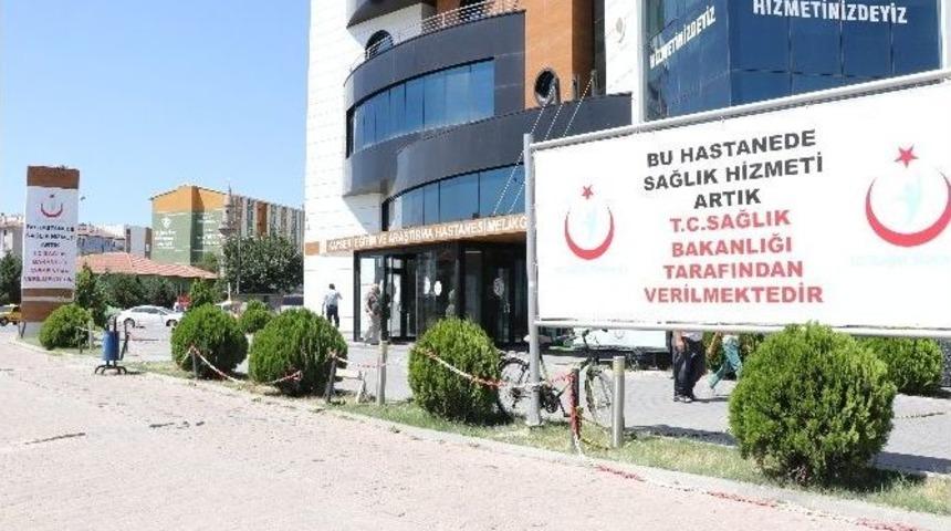 Kamu Hastaneleri Genel Sekreteri Ahmet G&ouml;dekmerdan: