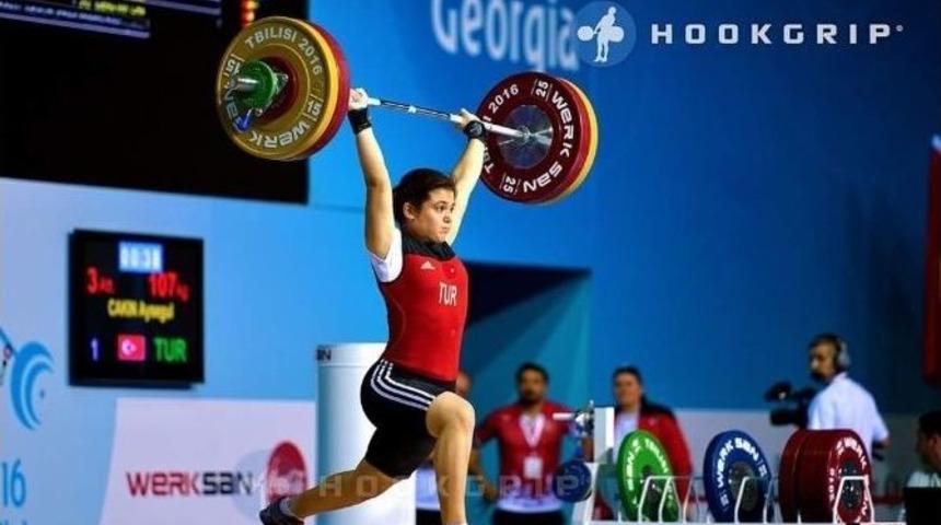 Aydınlı Halterciler Başarılarını S&uuml;rd&uuml;r&uuml;yor