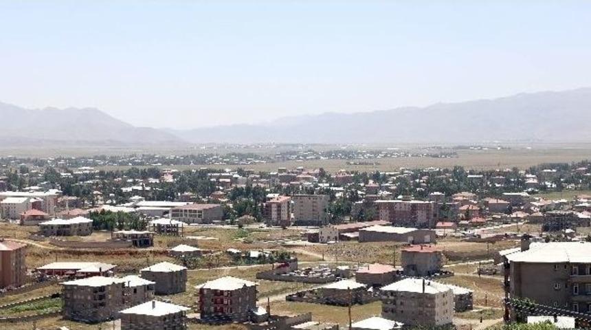 Y&uuml;ksekova&rsquo;da İl Olma Sevinci