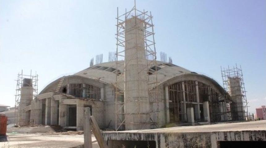 Ağrı&rsquo;da Caminin Kubbesinde D&uuml;şen İş&ccedil;i &Ouml;ld&uuml;