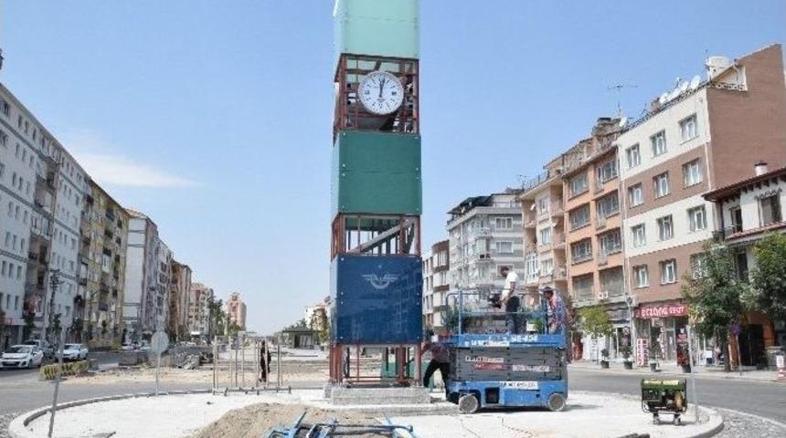 Hatboyu&rsquo;na Saat Kulesi De Eklendi