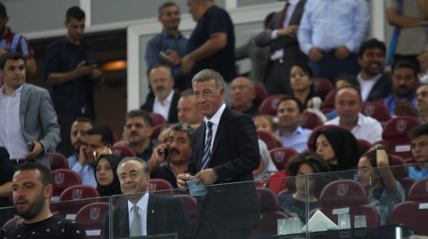 Ahmet Ağaoğlu: Trabzonspor'un şampiyonluğu i&ccedil;in konuşmak erken